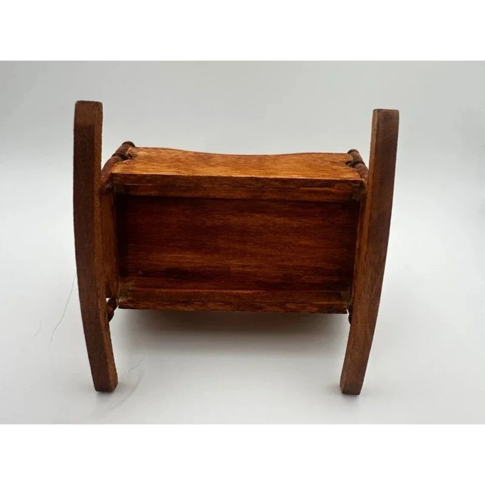 Children’s Room Dollhouse Furniture